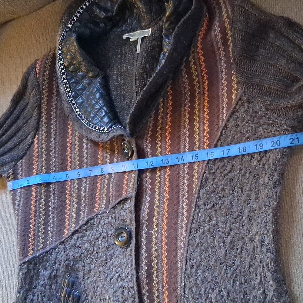 Liquid By Sioni Cardigan - Picture 8 of 10
